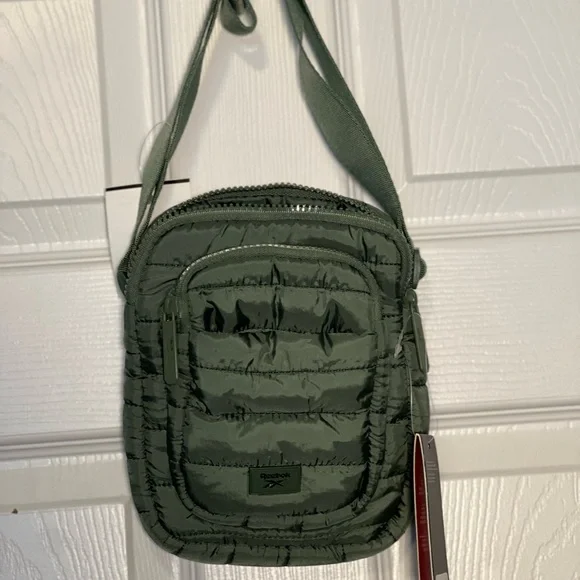 Reebok Andrea Crossbody - NEW - Picture 5 of 6